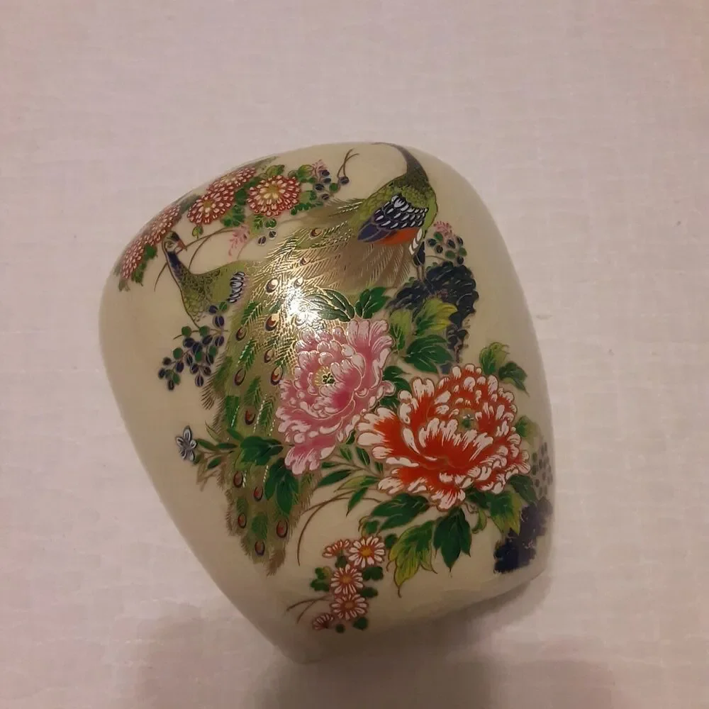 Vintage Asian Peacock Jar/Vase Crazing